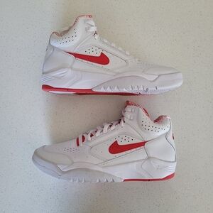Like New Men's Nike Air Flight Lite Mid University Red Size 9.5